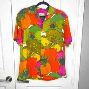 Vintage Diamond Head Sportswear Hawaii Aloha Shirt 1960s Floral Print button